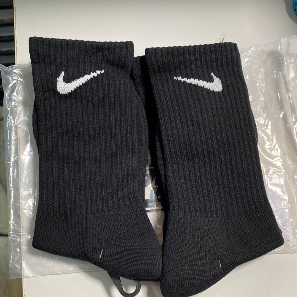 Nike Men's Black Crew Socks